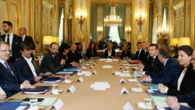 L'Elys&eacute;e assure ne pas avoir cherch&eacute; &agrave; &laquo;imposer un journaliste ... - liberation.fr