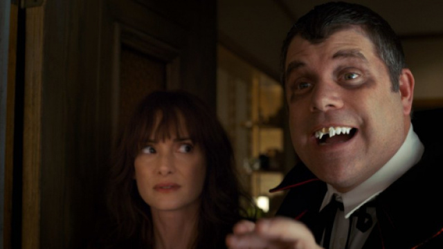 Reactions to Bob on Stranger Things Season 2 | POPSUGAR Entertainment - popsugar.com