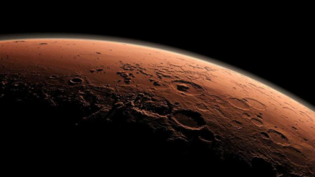 UFO individuato sulla superficie di Marte.