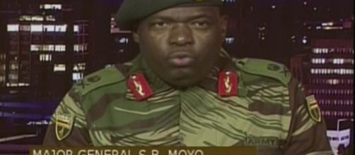 El Ej&eacute;rcito toma el control de Zimbabue y niega un golpe de estado