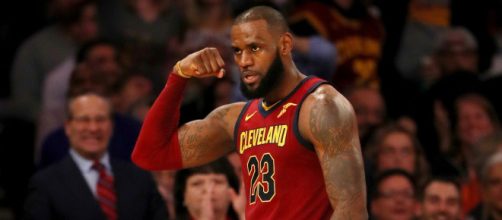 LeBron James compliments Lonzo - (Image: YouTube/Cavs)