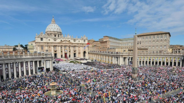 ISIS' Christmas threat to the Pope: Terror group threaten vehicle ... - mirror.co.uk