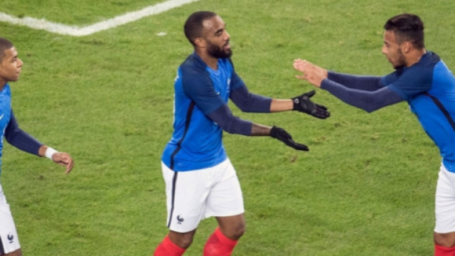 Les Bleus tiennent t&ecirc;te &agrave; l'Allemagne