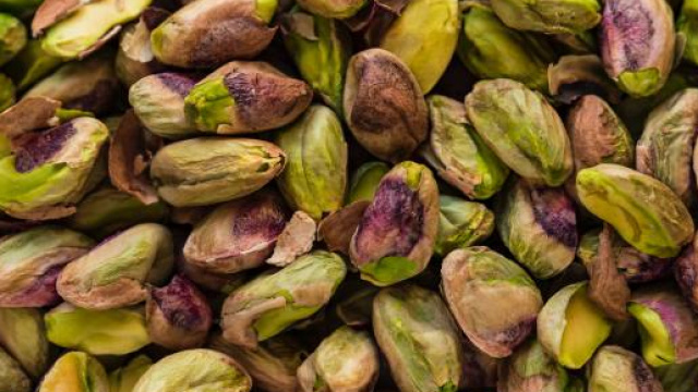 Pistacchi e noci aiutano la memoria - Foto: unsplash.com