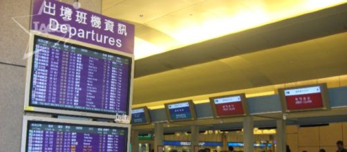 Giditzation in the tourism sector = image credit - Jcwang | Wikimedia