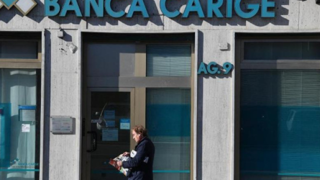 Carige: salta il consorzio di garanzia, titolo sospeso