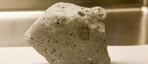 Moon rock in Johnson Space Center's vault in Houston, Texas (Image credit &ndash; Shannon Moore, Wikimedia Commons)