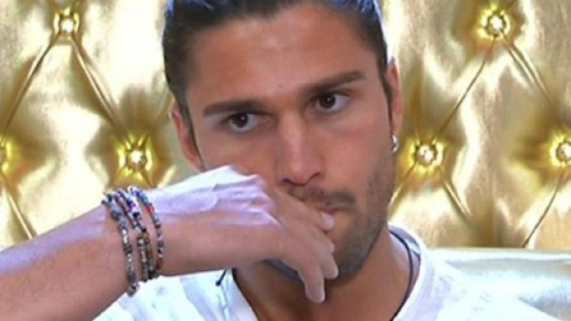 Gfvip: Luca Onestini, nuovo messaggio d'amore per lui