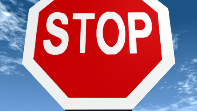 Il cartello stradale indicante lo stop