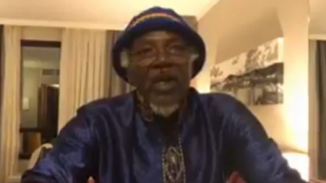 Alpha Blondy et Booba r&eacute;agissent face &agrave; la situation inacceptable en Libye o&ugrave; des migrants sont vendus comme esclaves.