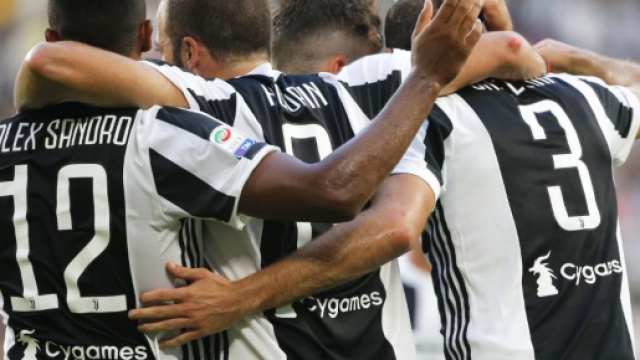 Juventus, a Marassi Allegri ne cambia quattro