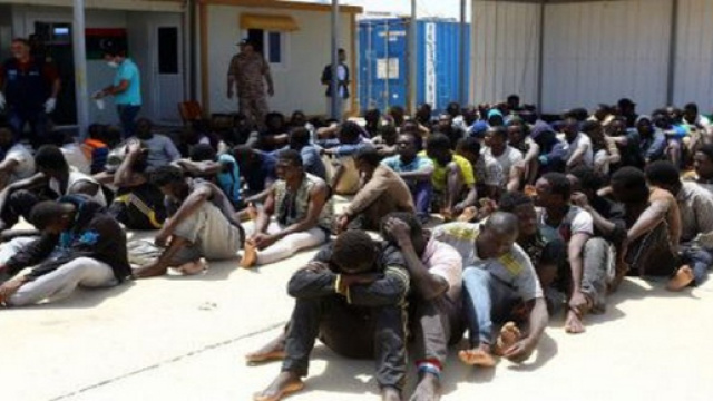 Libye : un &laquo;march&eacute; aux esclaves&raquo; pour des migrants qui r&ecirc;vent d'Europe