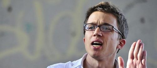 I&ntilde;igo Errej&oacute;n y Tania S&aacute;nchez tambi&eacute;n van a tener su libro como ... - elconfidencialdigital.com