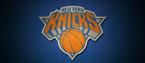 The Knicks look to get back to .500 with a win over the Suns on Friday. Image Source: Flickr | Michael Tipton