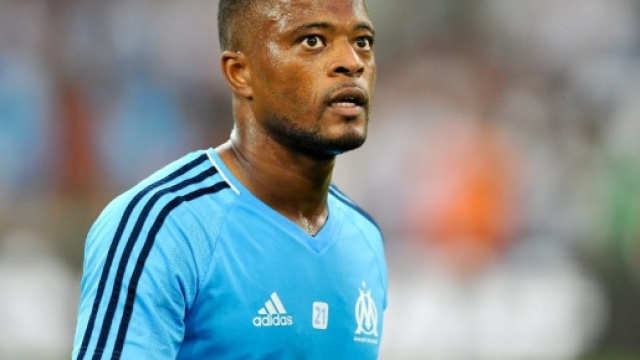 Evra se bagarre avec ses supporteurs !