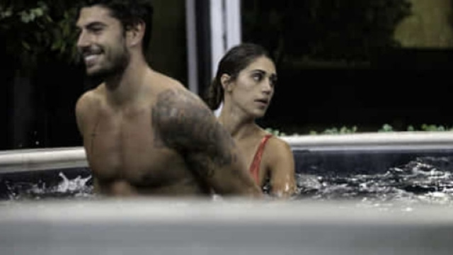 Gf Vip, Ignazio e Cecilia si baciano