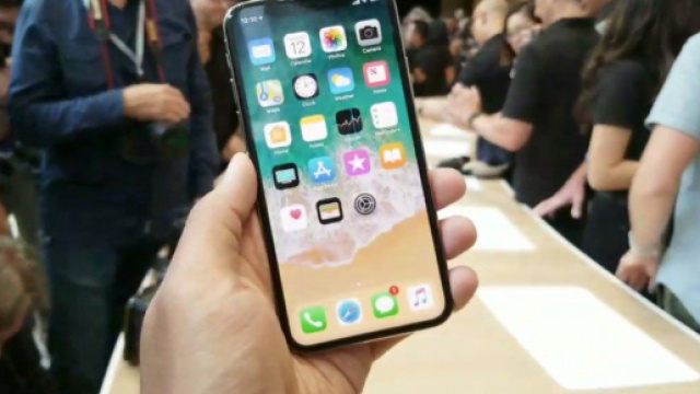 Jony Ive: iPhone X &egrave; il risultato di oltre due anni di sviluppo ... - hdblog.it