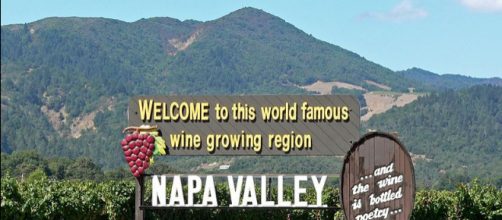Napa Valley welcome sign (Image credit &ndash; Stan Shebs, Wikimedia Commons)