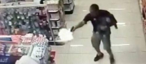 PM troca tiros com criminosos em SP