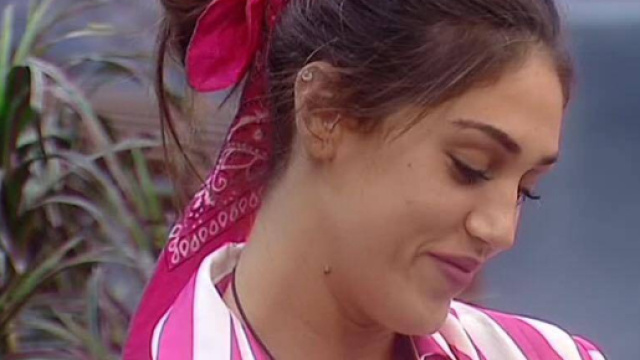 Gf Vip 2: Cecilia Rodriguez esce dalla casa