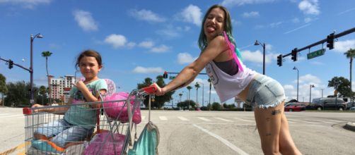 The Florida Project | Global Arts & Culture With A Local Accent - thethinair.net