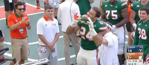 Travis Homer with the turnover chain. Youtube/RichtEra