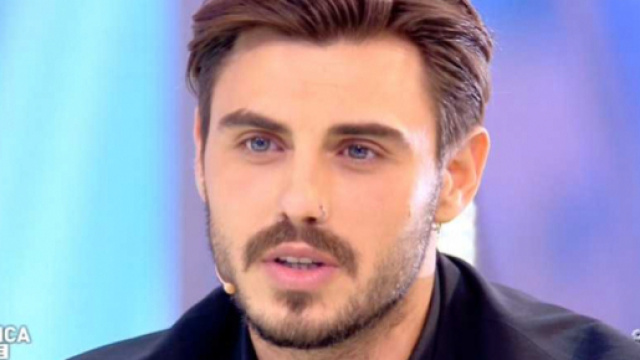 Gossip: Francesco Monte dimentica Cecilia sul trono di Uomini e donne?