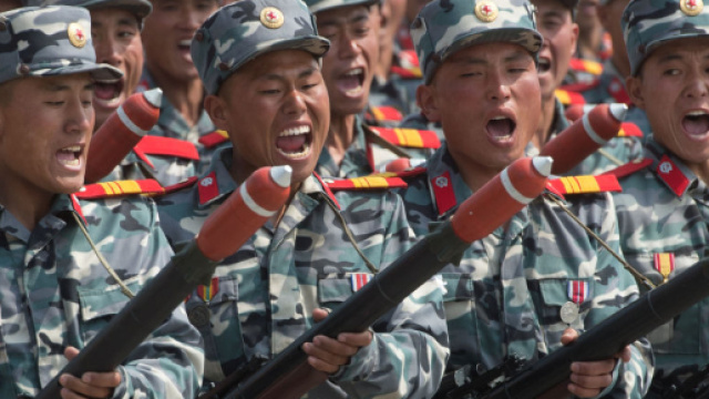 I soldati dell'esercito della Corea del Nord