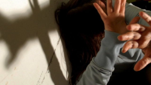 Ragazzina abusata per anni: 'ho paura di tutti gli uomini' - Foto abruzzo24ore.tv