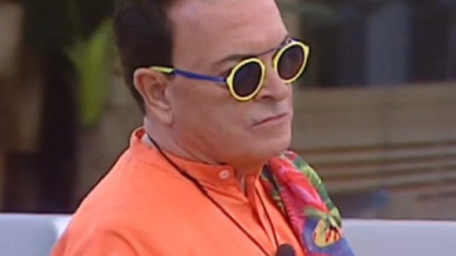 Cristiano Malgioglio: ecco come era il suo aspetto agli esordi ... - caffeinamagazine.it