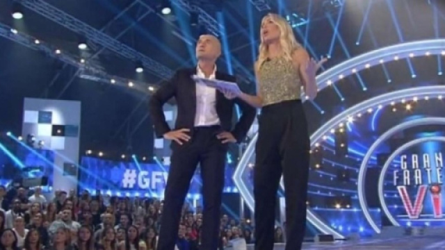 Grande Fratello Vip, lite tra 2 ex concorrenti.