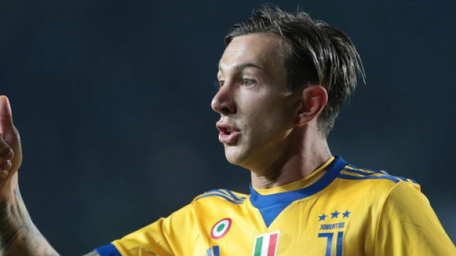 Juventus, Bernardeschi in dubbio per la gara contro il Crotone