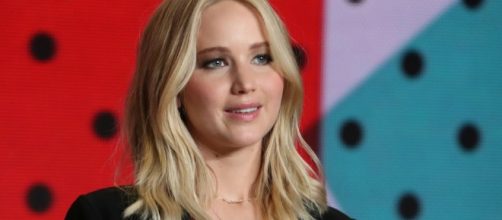 Jennifer Lawrence is single and dateless ... pic foxnews.com