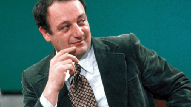 Beppe Viola giornalista con la schiena dritta