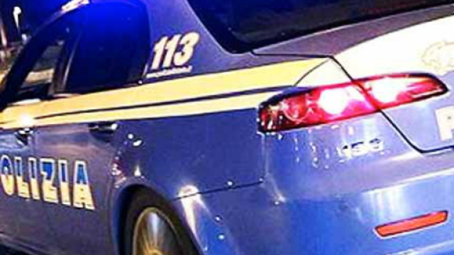 Donna trovata sgozzata in una villa