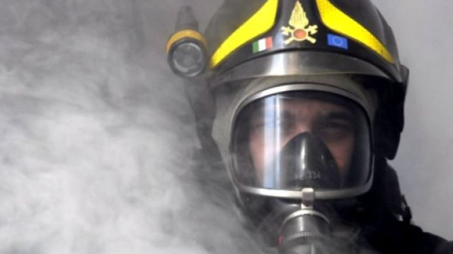 Incendio in un palazzo di Via Tidi a Pisa, nessun ferito