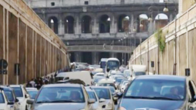 Traffico Roma. Stop alla circolazione il 24 novembre 2017