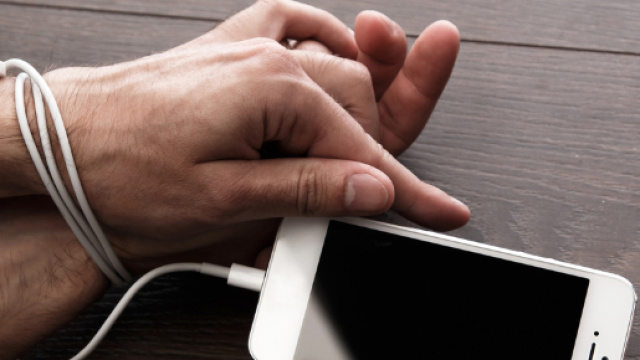 Come disintossicarsi da smartphone e computer e vivere meglio