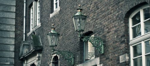 Gaslighting or Christian fascism? (Image MichaelGaida Pixabay)