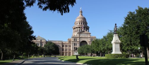 Federal judge strikes down abortion restriction law in Texas - Image credit - Nicolas Henderson | Flickr