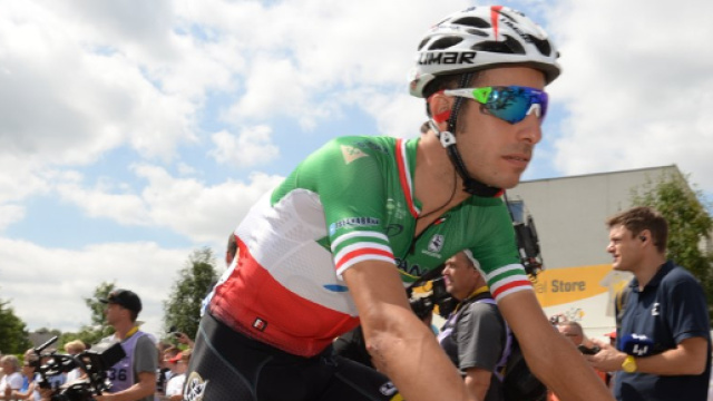 Fabio Aru in sella alla sua bicicletta