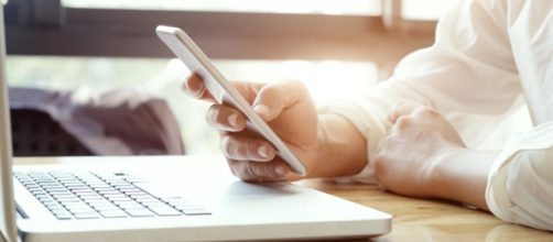 Ajuste o brilho da tela do seu celular