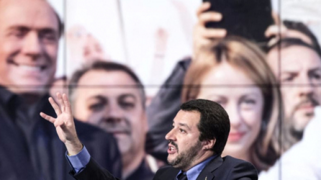 Salvini contro berlusconi a radio capital