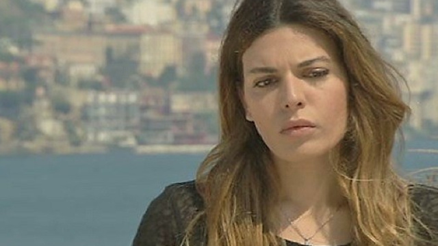 Un posto al sole, trame dal 4 all'8 dicembre: brutta sorpresa per Angela