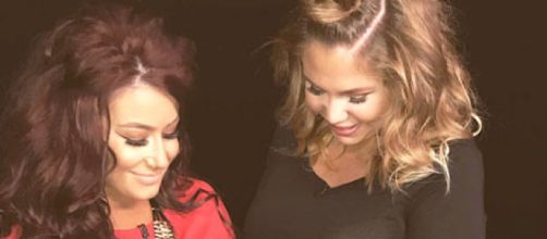 Chelsea Houska poses with Kailyn Lowry. [Photo via Instagram Screenshot]