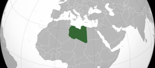 Image of the northern half of Africa, with Libya highlighted in green by L'Am&eacute;ricain [image via Wikimedia Commons]