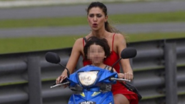 Bel&eacute;n e Santiago insieme a Disneyland