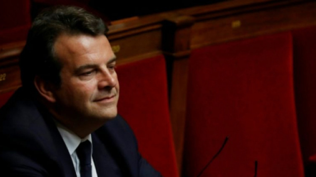 Pas question pour Sol&egrave;re de renoncer &agrave; son poste de questeur de l ... - liberation.fr