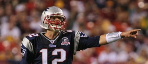 Tom Brady tossed for 227 yards and four touchdowns vs Dolphins (Image Credit: Keith Allison/WikiCommons)