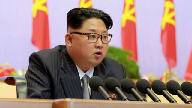 Il dittatore nordcoreano Kim Jong-un ha personalmente presieduto all'ultimo test missilistico